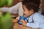 Silicone-Strohhalm-Becher – Blue Jeans | Babysicher, auslaufsicher | Unabhängiges Trinken