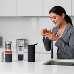 Teamaker "Black" 400ml – Glas-Tee-Infuser-Flasche mit Edelstahlfilter & Neopren-Hülle